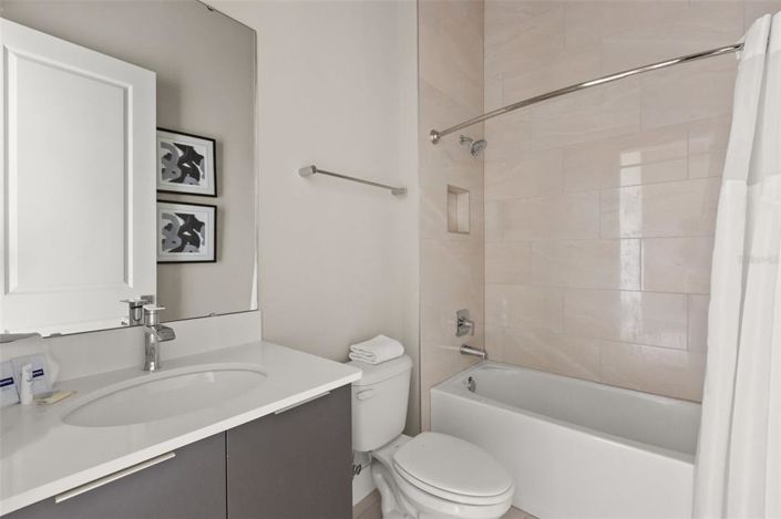 Image No.12-5 Bed Apartment for sale
