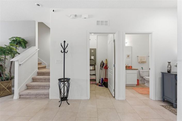 Image No.20-5 Bed Townhouse for sale
