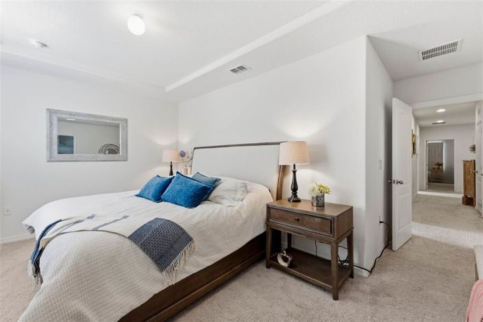 Image No.33-5 Bed Townhouse for sale