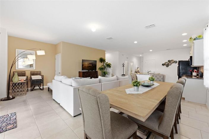 Image No.8-5 Bed Townhouse for sale