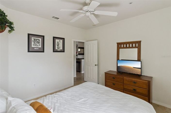 Image No.20-4 Bed Apartment for sale
