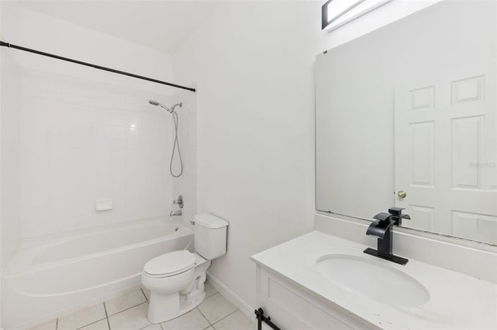Image No.21-3 Bed House for sale