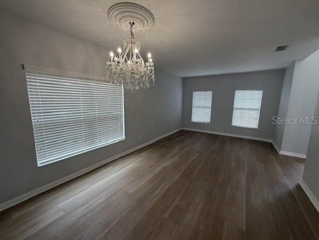 Image No.10-5 Bed House for sale