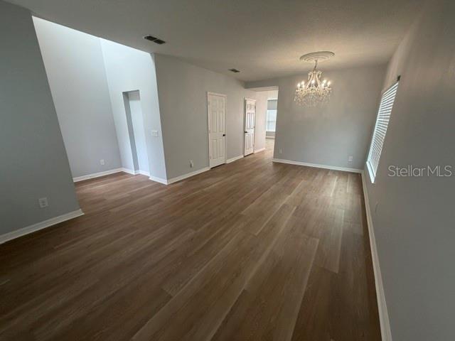 Image No.11-5 Bed House for sale