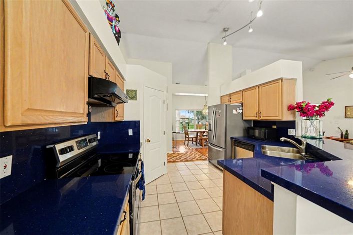 Image No.13-3 Bed House for sale