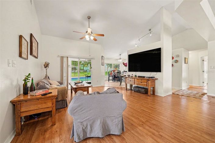 Image No.5-3 Bed House for sale