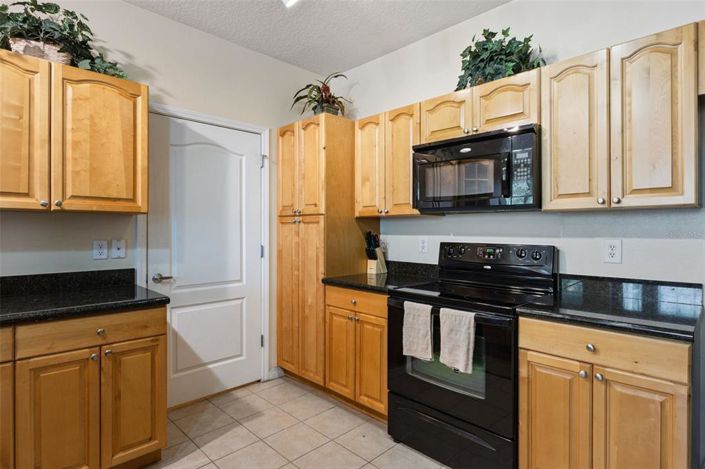 Image No.15-3 Bed Apartment for sale