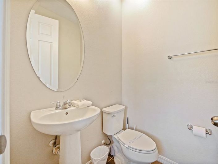 Image No.19-8 Bed House for sale