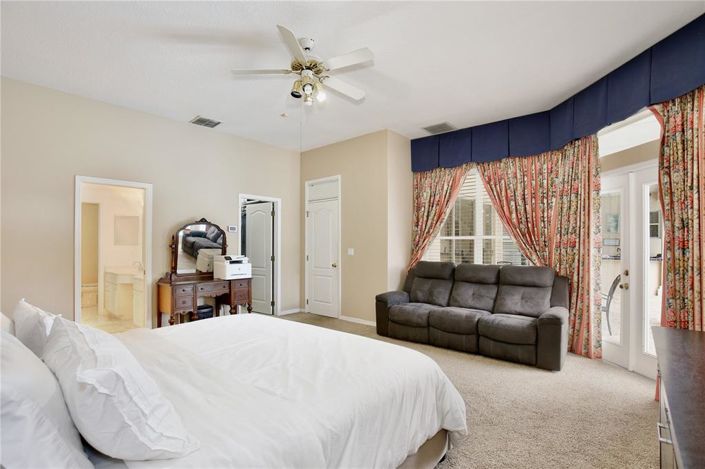Image No.13-7 Bed House for sale