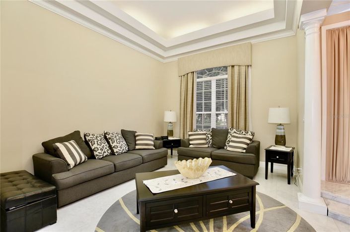 Image No.3-7 Bed House for sale