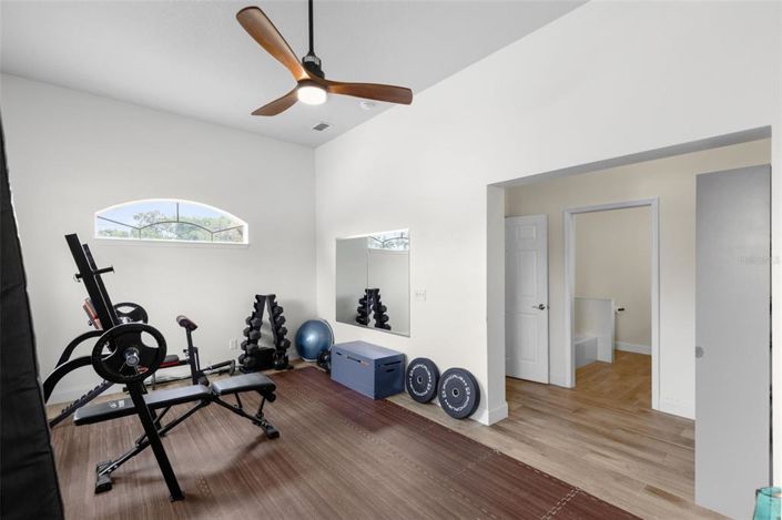 Image No.31-5 Bed House for sale