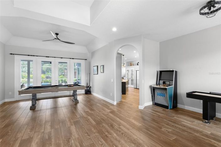 Image No.4-5 Bed House for sale