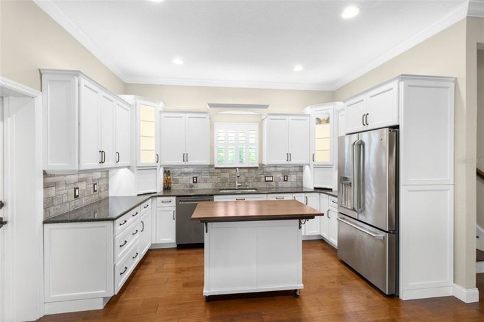 Image No.46-5 Bed House for sale