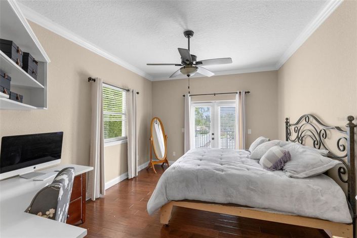 Image No.50-5 Bed House for sale