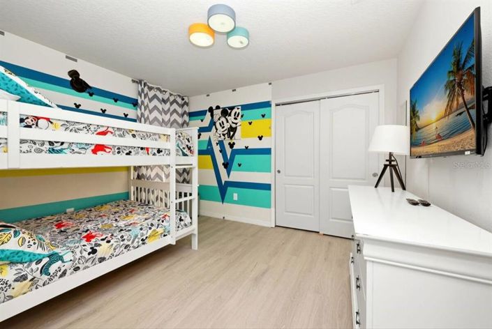 Image No.27-8 Bed House for sale