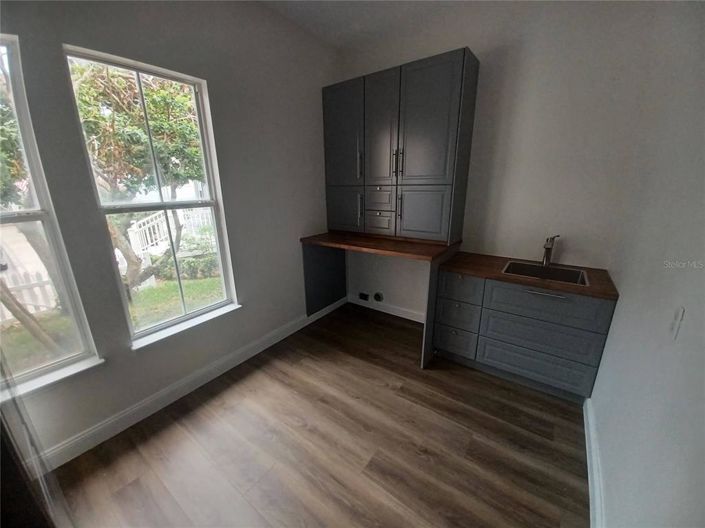 Image No.24-4 Bed House for sale