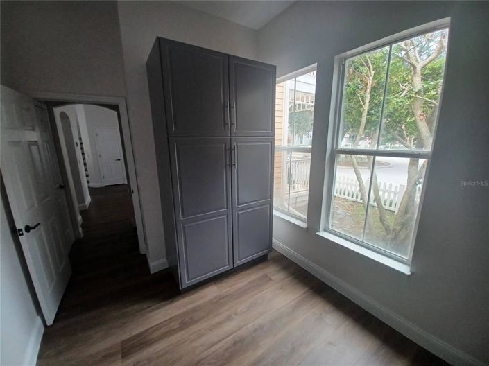 Image No.25-4 Bed House for sale