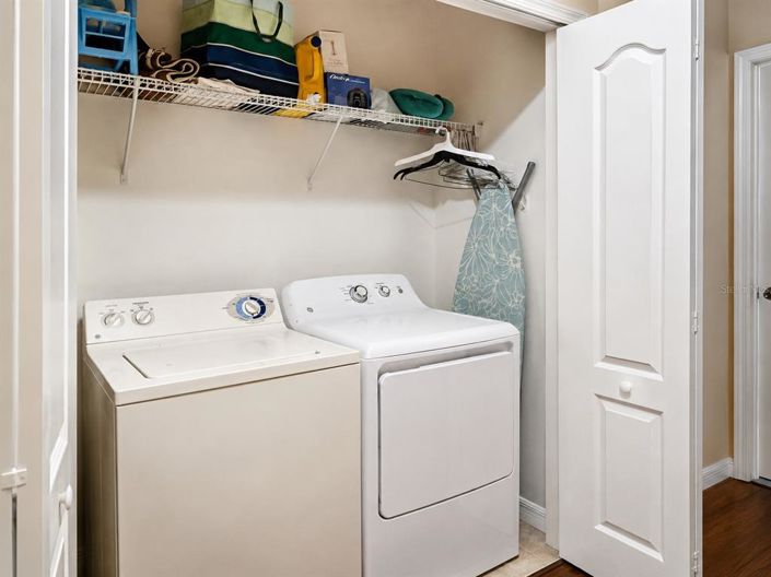 Image No.9-2 Bed Townhouse for sale