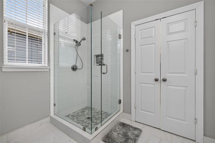 Image No.27-3 Bed House for sale