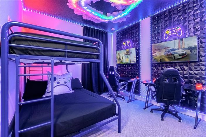 Image No.41-10 Bed House for sale