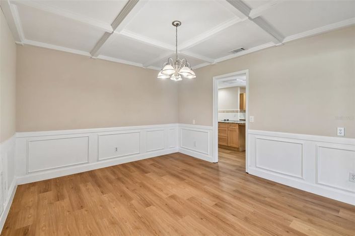 Image No.26-4 Bed House for sale