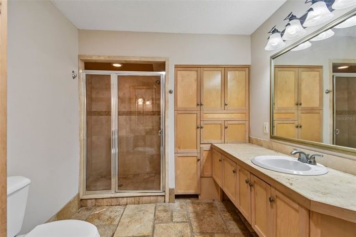 Image No.34-4 Bed House for sale