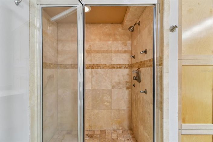 Image No.35-4 Bed House for sale