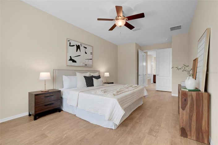 Image No.18-4 Bed House for sale