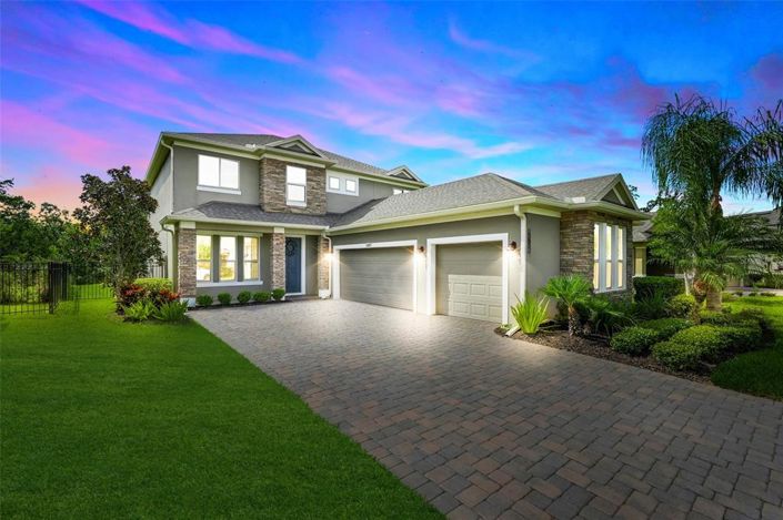 Image No.2-4 Bed House for sale