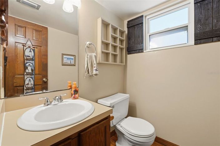 Image No.18-3 Bed House for sale