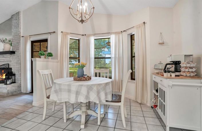 Image No.14-3 Bed House for sale