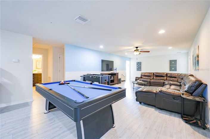 Image No.36-8 Bed House for sale