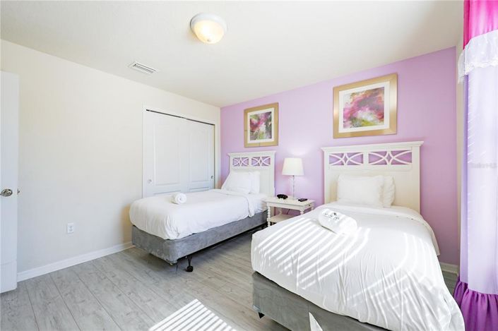 Image No.57-8 Bed House for sale
