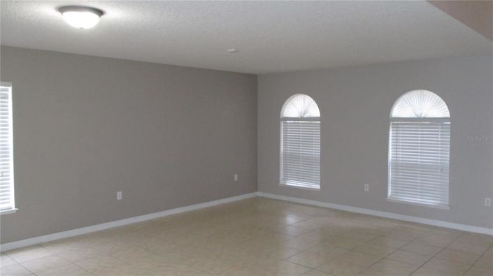 Image No.11-4 Bed House for sale