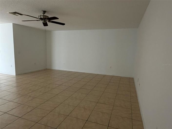Image No.23-4 Bed House for sale