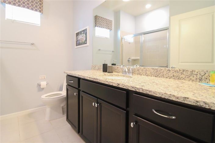 Image No.20-10 Bed House for sale