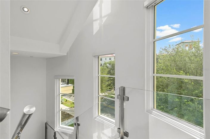 Image No.28-3 Bed Townhouse for sale