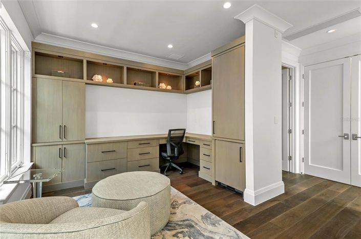 Image No.30-3 Bed Townhouse for sale