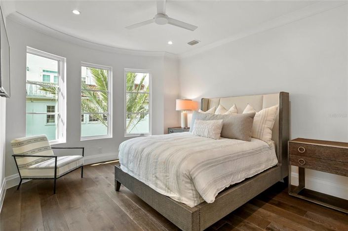 Image No.46-3 Bed Townhouse for sale