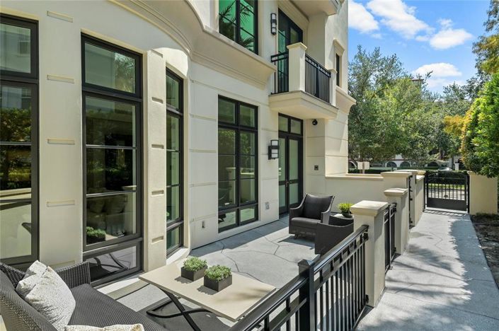 Image No.5-3 Bed Townhouse for sale