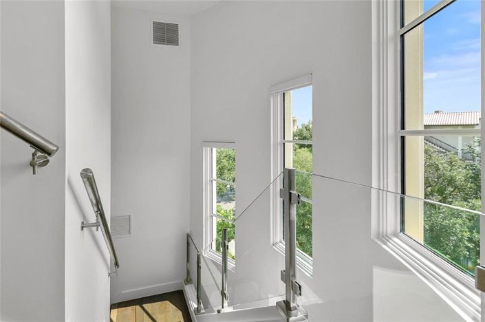 Image No.55-3 Bed Townhouse for sale