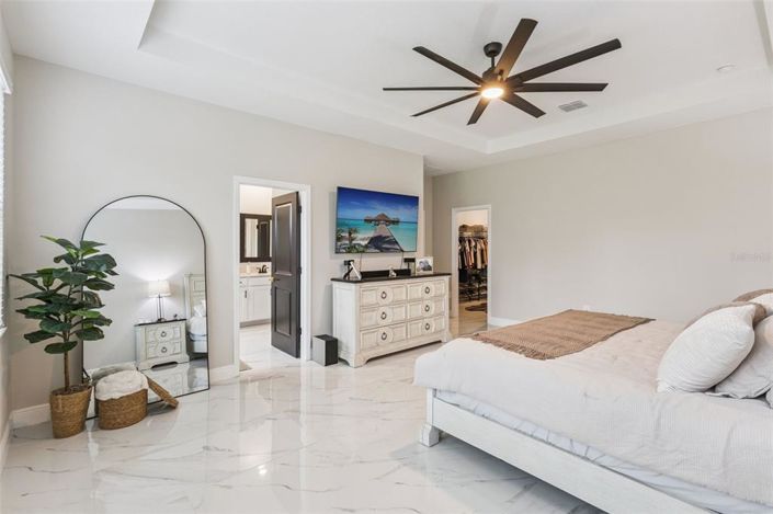 Image No.28-4 Bed House for sale
