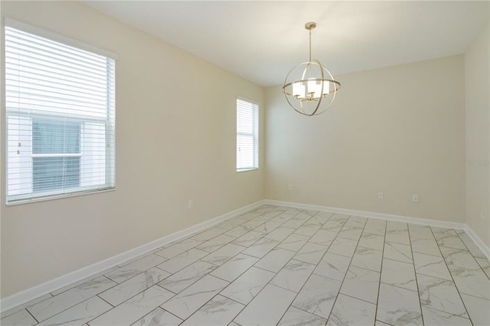 Image No.14-6 Bed House for sale