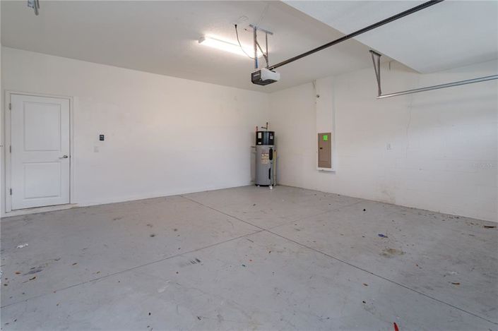 Image No.32-6 Bed House for sale