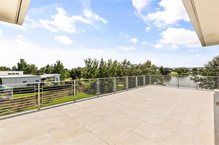 Image No.32-5 Bed House for sale
