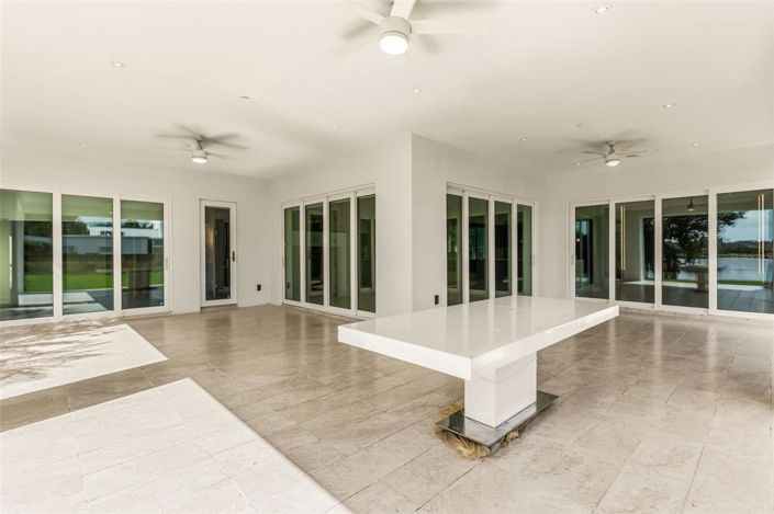 Image No.34-5 Bed House for sale