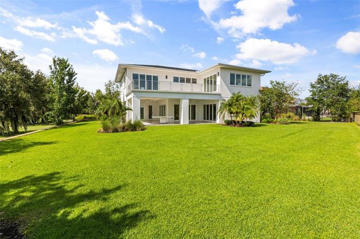 Image No.36-5 Bed House for sale