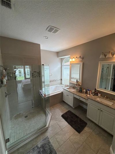 Image No.15-4 Bed House for sale