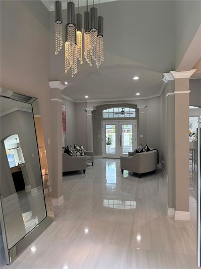 Image No.2-4 Bed House for sale