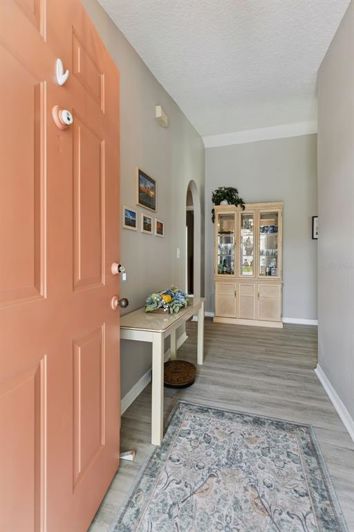 Image No.6-2 Bed House for sale